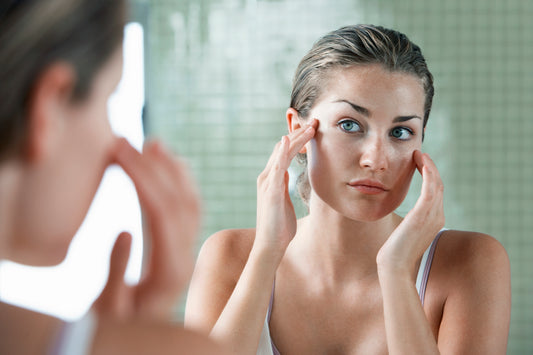 Hydrate Your Skin: Your Ultimate Guide to The Best Skincare Routine for Dehydrated Skin